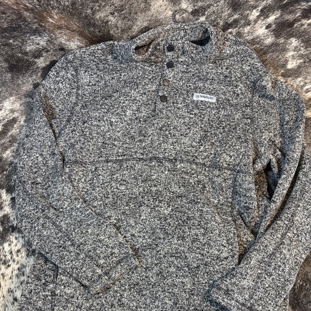 Magellan Outdoors Gray Teddy Knit Henley Pullover